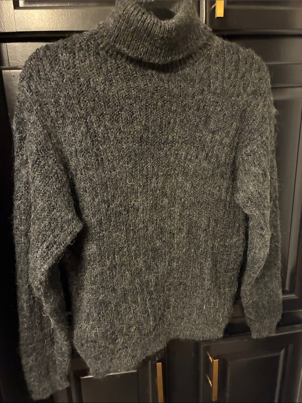 Vintage Alps fine women’s apparel multi fabric long sleeve sweater